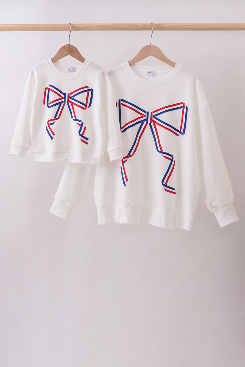 Cream hand-sewn bow mom&me sweatshirt
